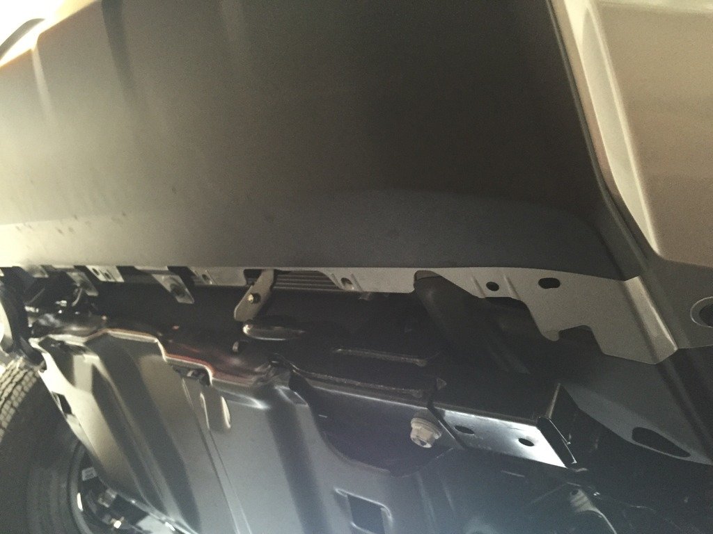 skidplate_zpslit8revj_3a5c82dcefcd9bc423115e2404524b6e7982ba58.jpg