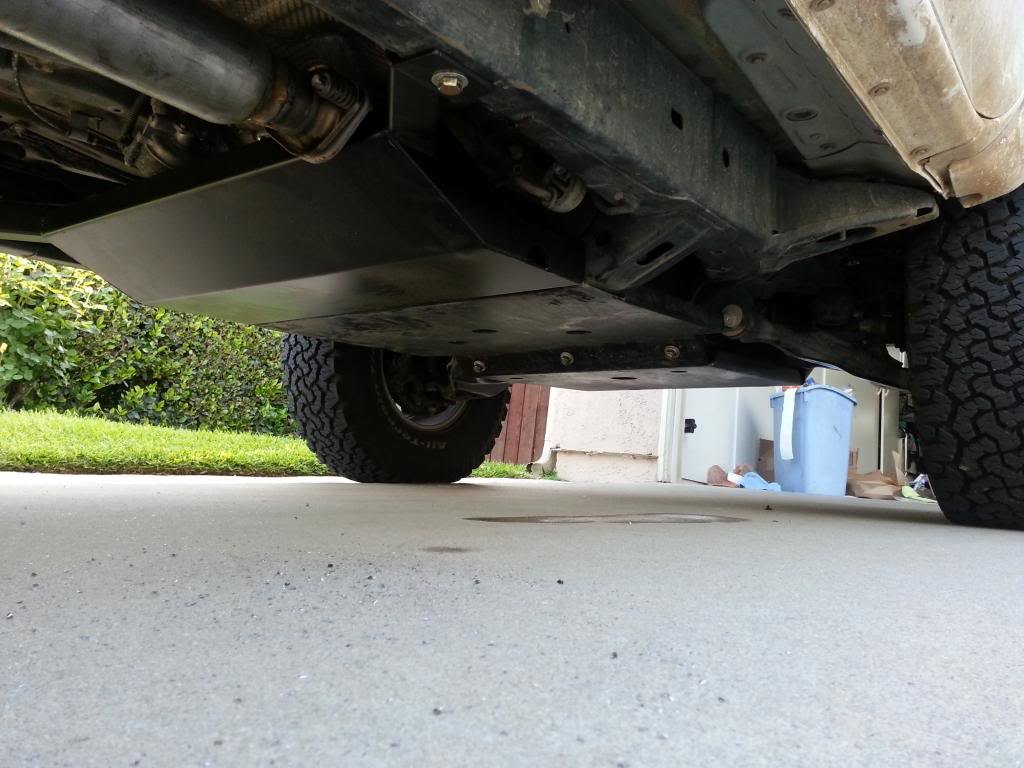 Skids002_zps11d877e8_77c5fe0a638e14e12f5505c748e3f3fb17d146ee.jpg