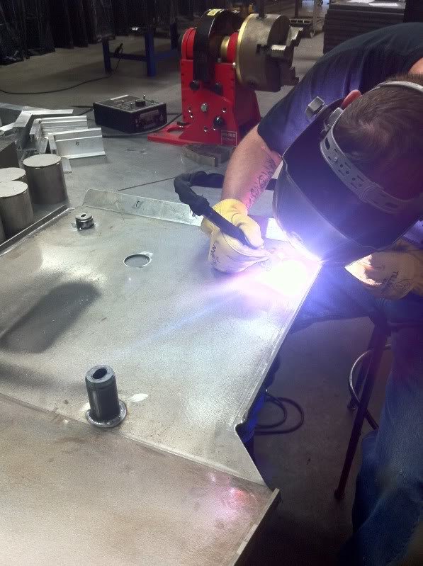 Skidweld_9e17a09a8f1c18ed6951ba3168a400b50e02c284.jpg