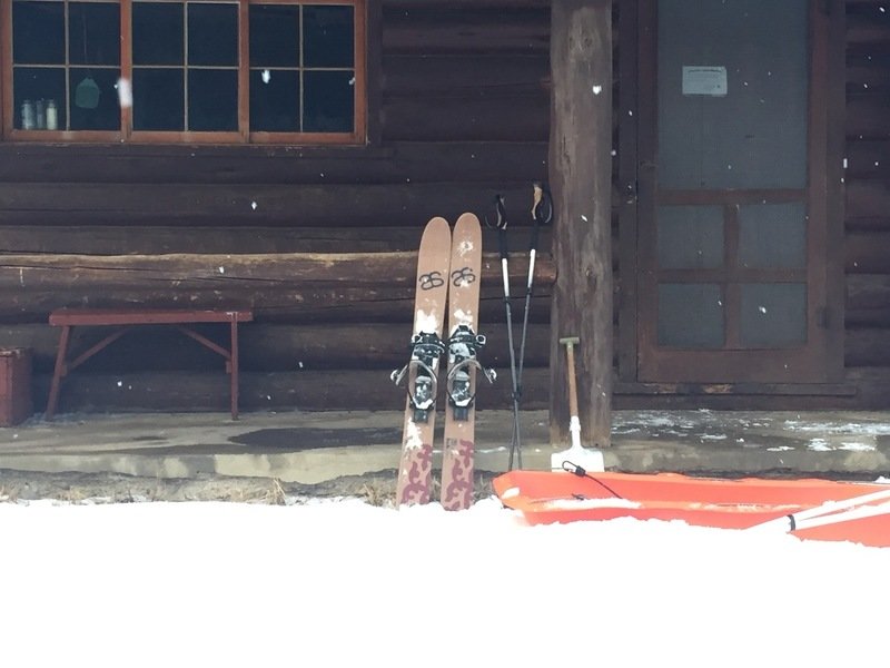 skis_zpsz0qhuyph_1b8b0cb839eb84cc377e9b49353b39f0179f32c5.jpg