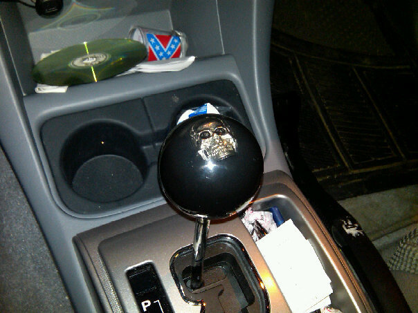 skull shift knob.jpg