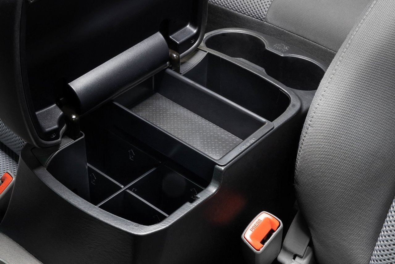 SLX133-empty with divider-gb-sm.jpg