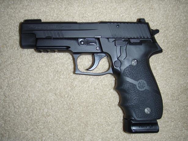 small Sig P226 SCT .40 cal..jpg