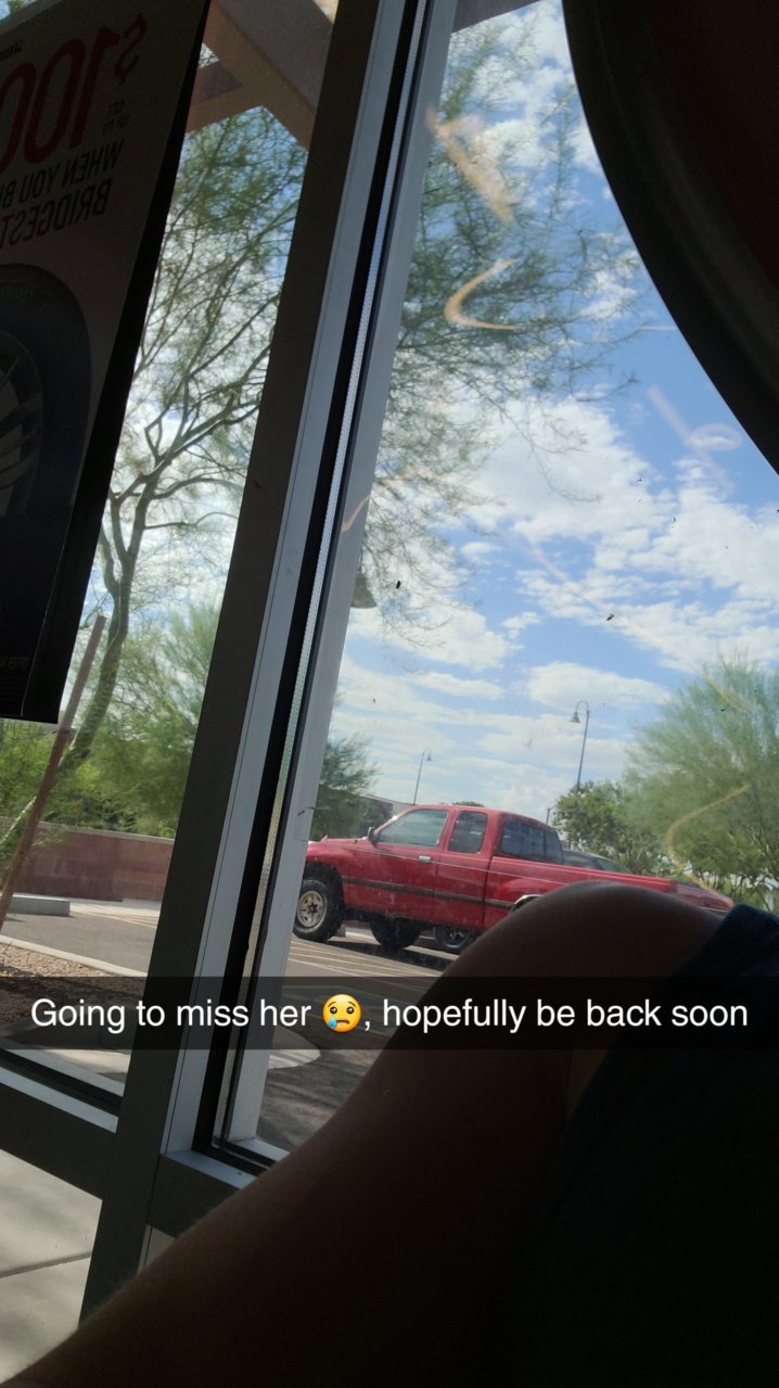 Snapchat-374095574.jpg