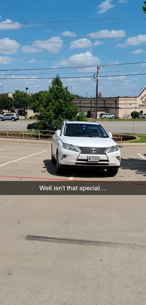 Snapchat-391600571.jpg