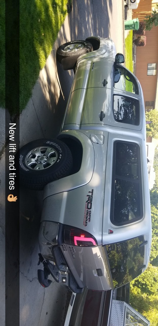 Snapchat-846030283.jpg