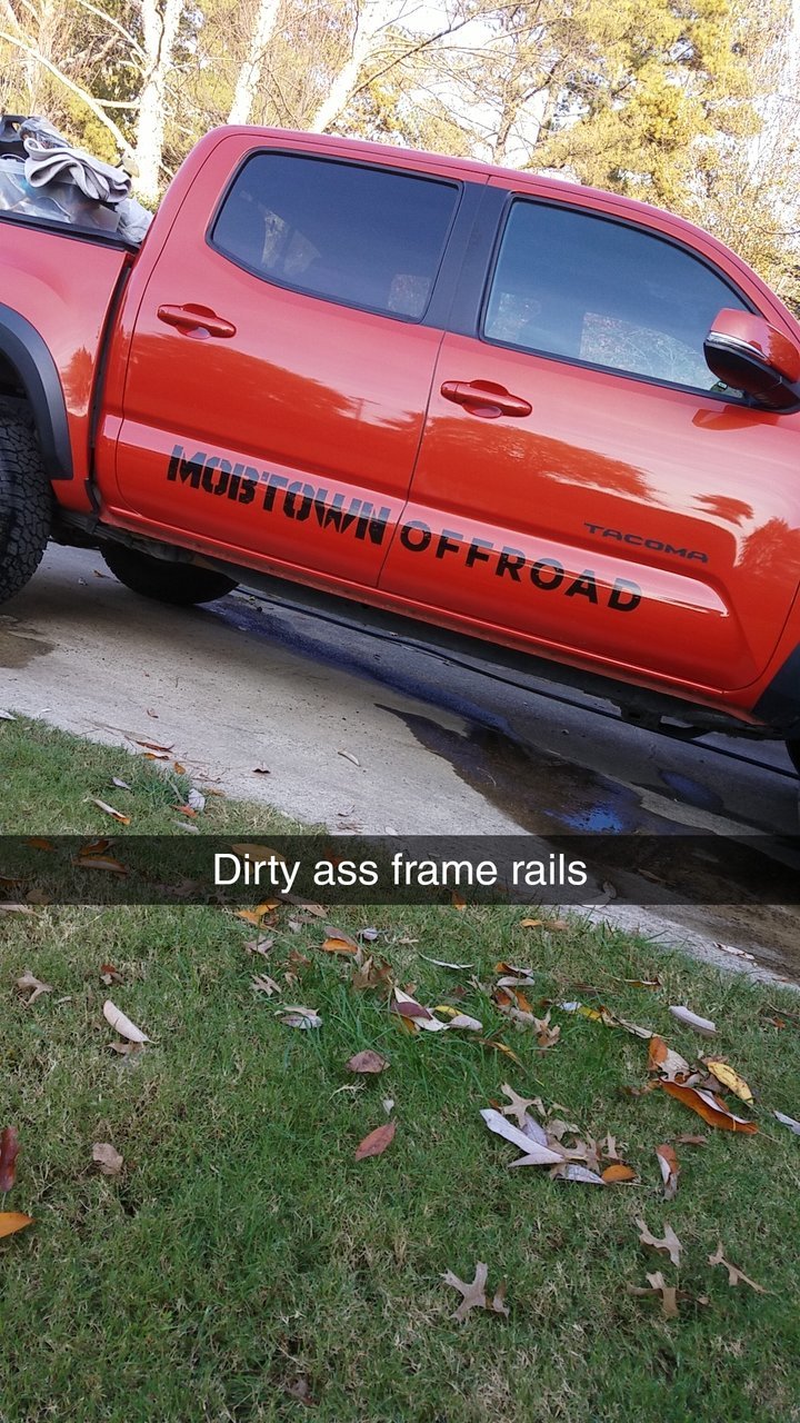 Snapchat-958423008.jpg