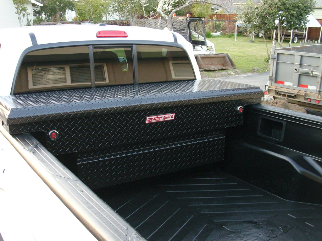 FS: FLUSH MOUNT WEATHER GUARD TOOL BOX LIKE NEW! | Tacoma World