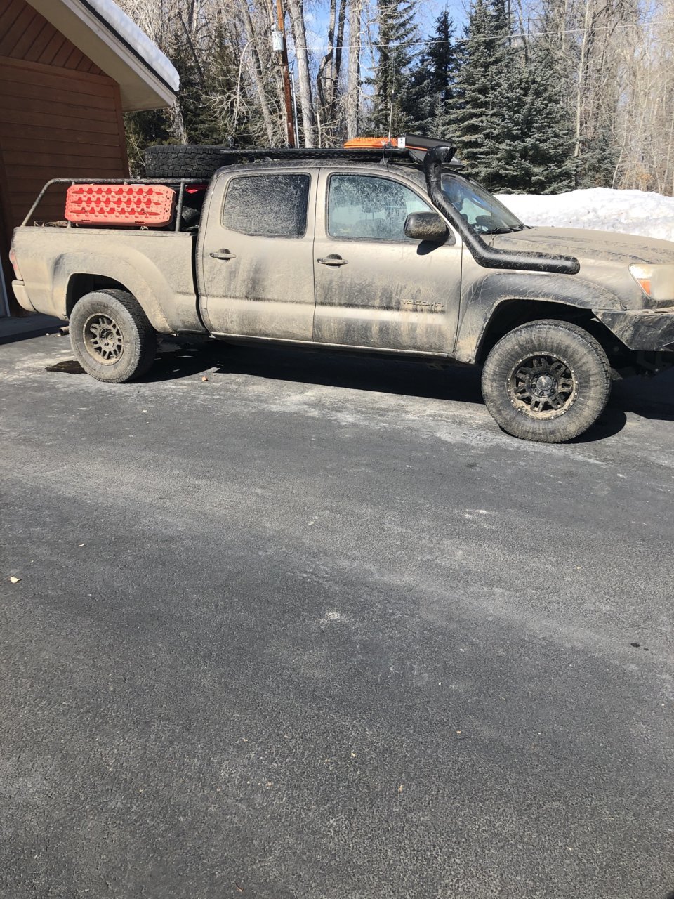 snorkel dirty truck.jpg