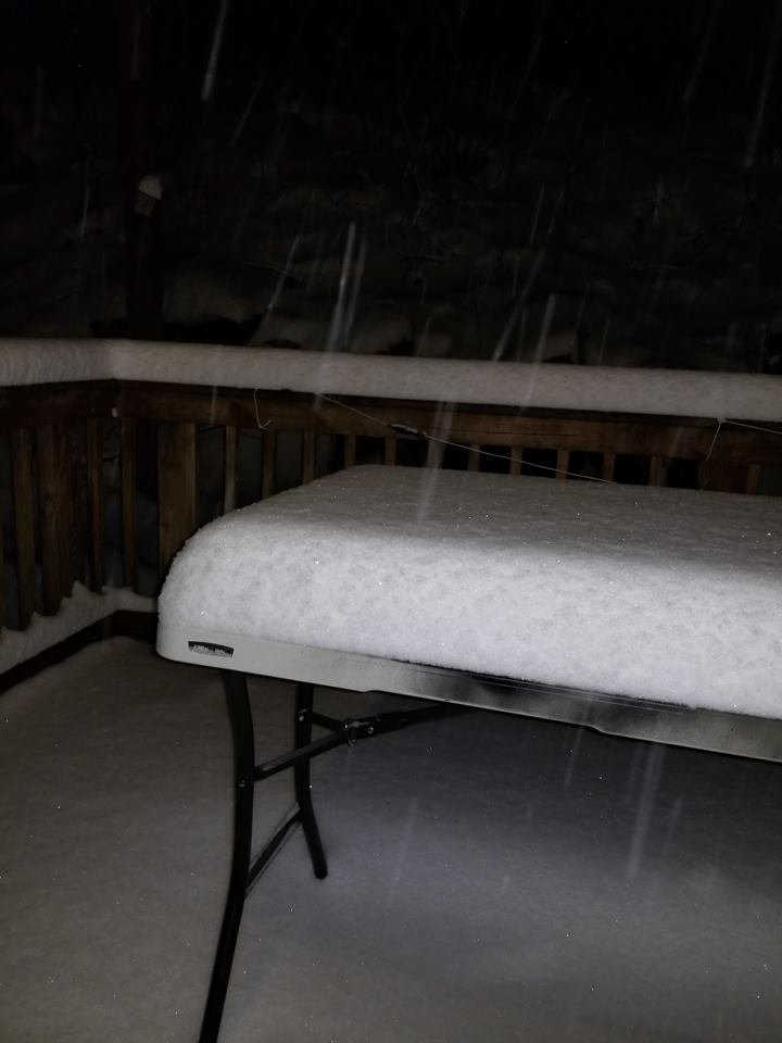 snow at 0204.jpg