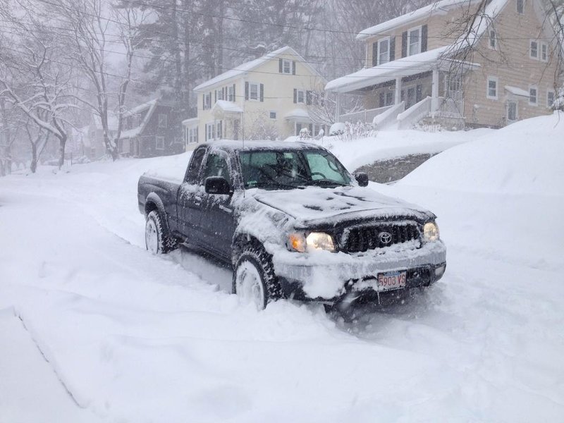SNOW TRUCK.jpg