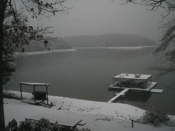 snow2_410a8d4cef10793b4e2a2f883f436a2d4b5fb544.jpg