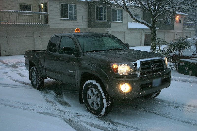 snowdaytruckpublic_bcad9dbb7f3a45a543049585efb99d690a85b608.jpg