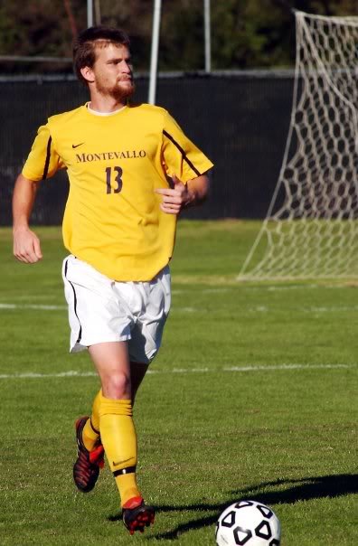 soccer1_e205de8ff878afb2d337e571b4c630e5572e620d.jpg