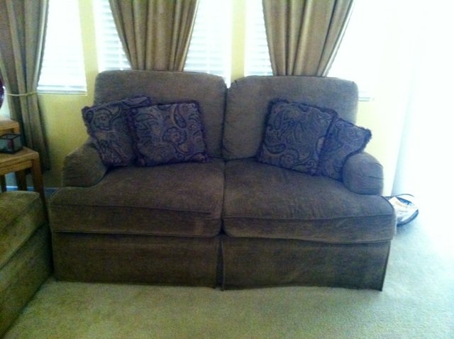 Sofa 3.jpg