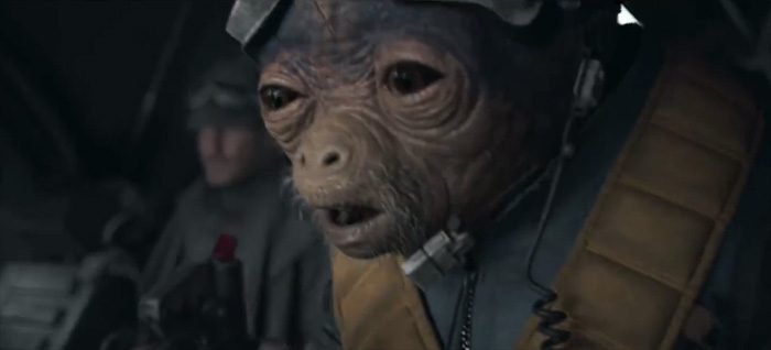 solo-alien-jonfavreau-tvspot-700x318.jpg