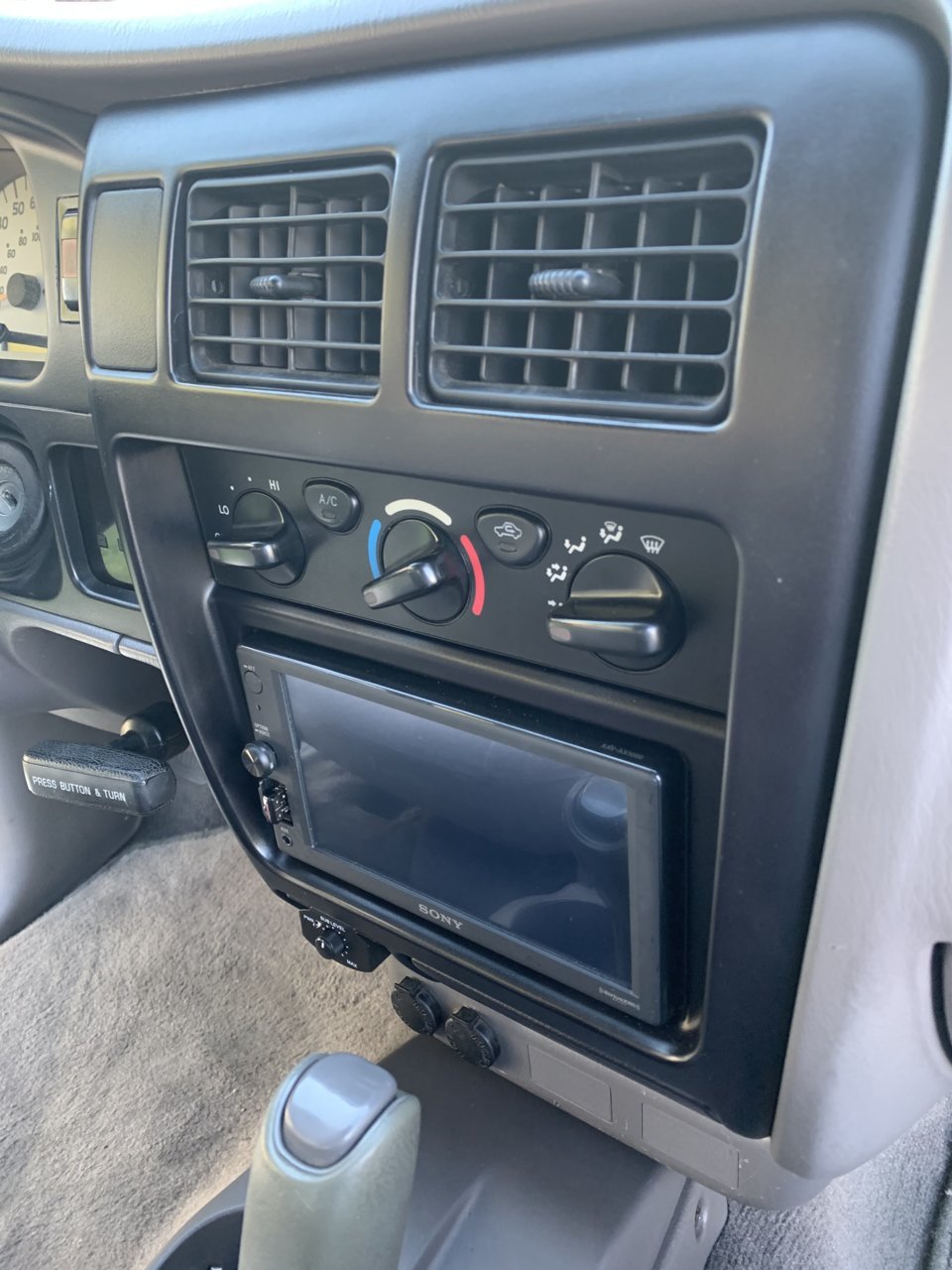 Toyota Tacoma radio upgrade 2005-2015 Android Navigation Carplay Stereo –  Topdisplay