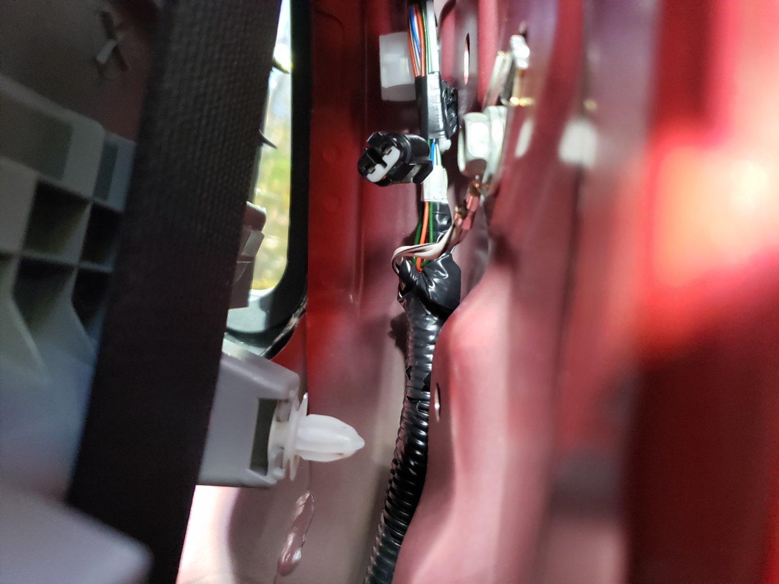 Sounder CTA existing plug-wire.jpg