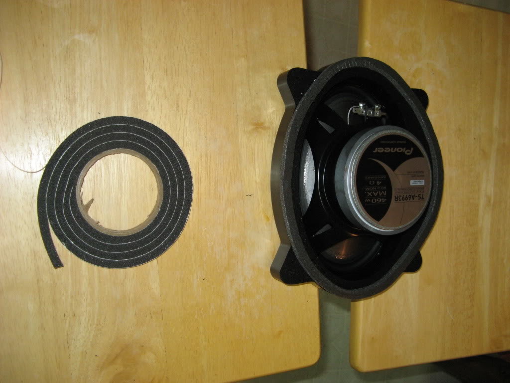 Speaker013_eade6d7836e0993db331bc7d2936979d6ef78e0d.jpg