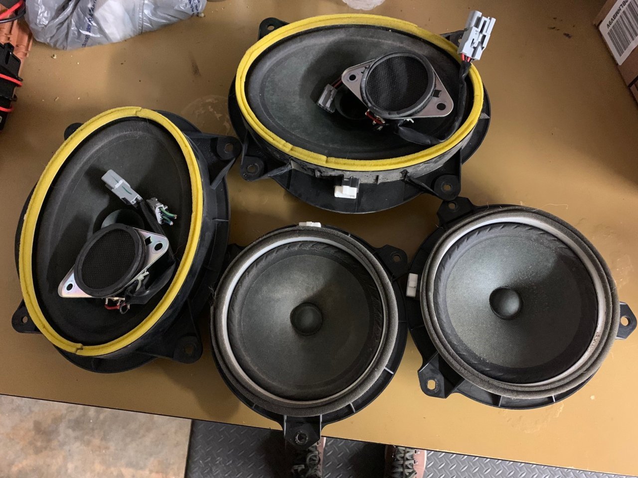speakers.jpg