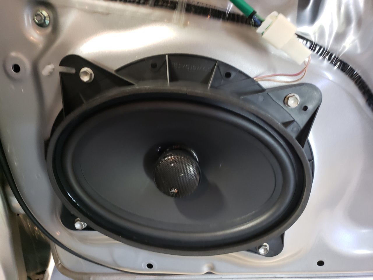 speakers2.jpg