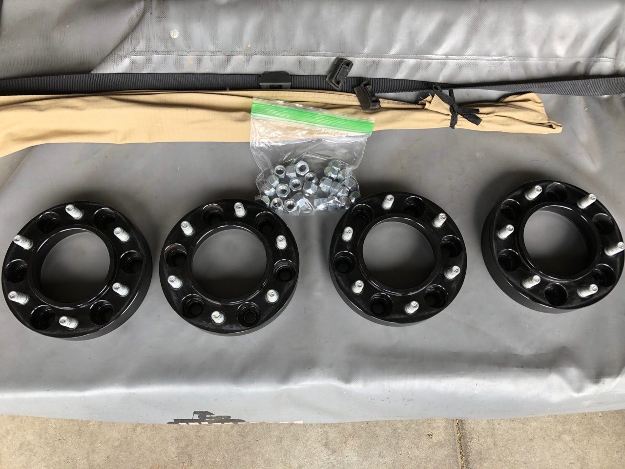 Spidertrax Spacers Pic.jpg