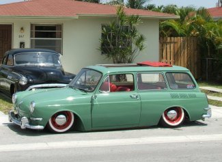 Squareback with ragtop small.jpg