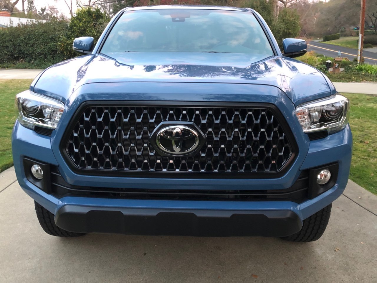 SR grill trim.jpg