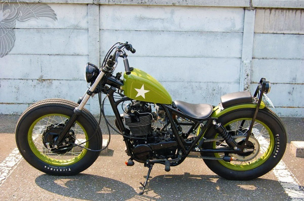 sr400_bobber-brat_kick-back_japan.jpg