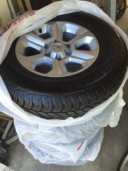 SR5 Wheels.jpg