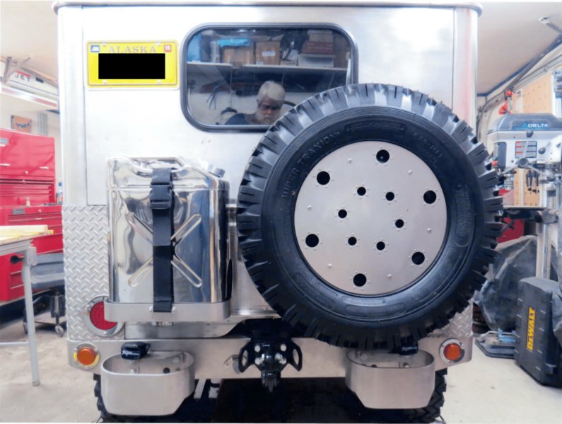 Stainless Jeep 5-1.jpg