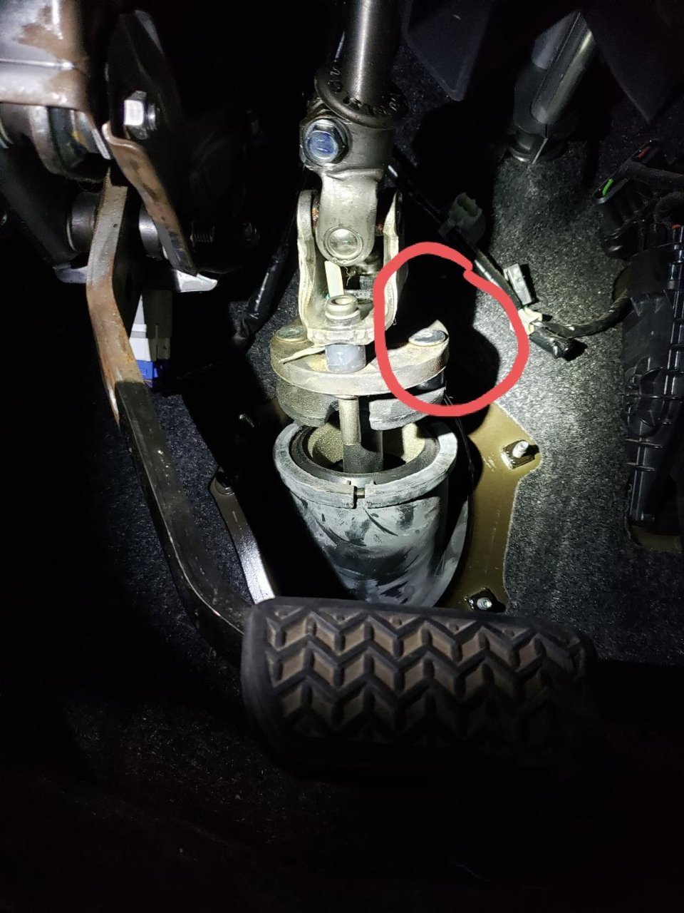 steering column hammer point.jpg