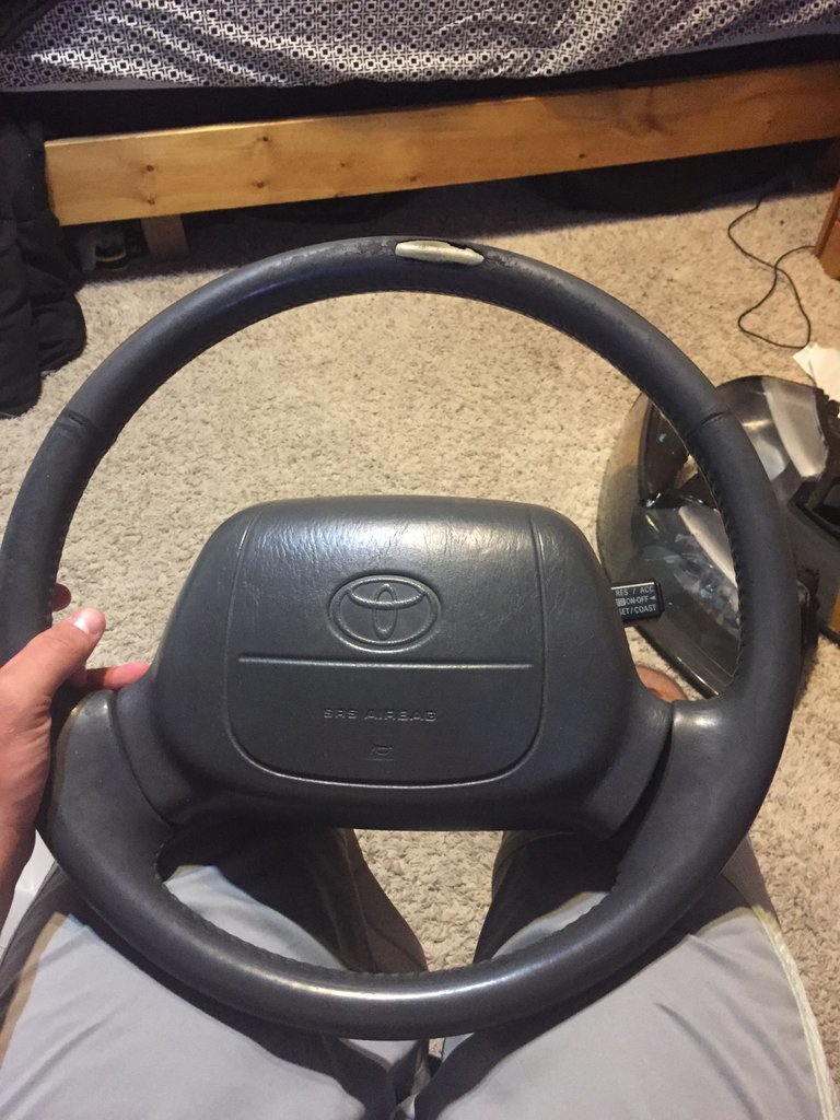 Steering wheel 3.jpg
