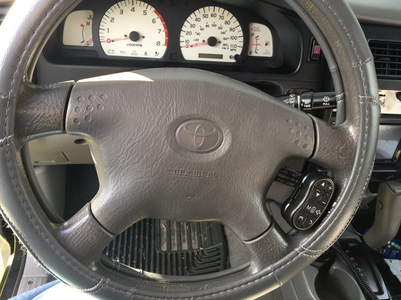 steering wheel.jpg