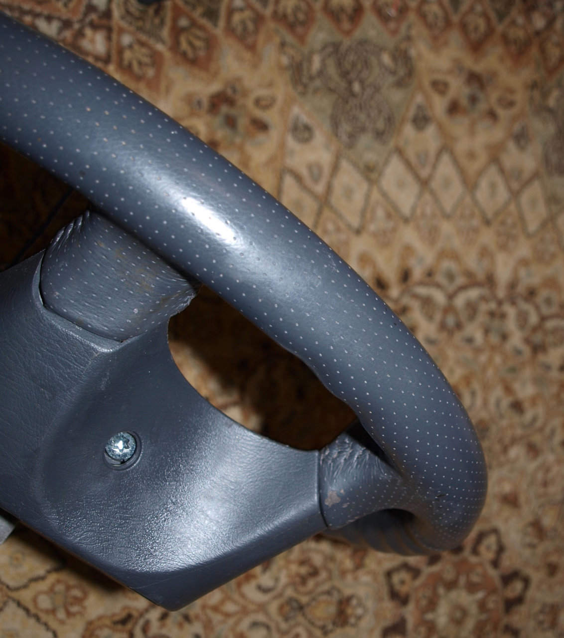 Steering_Wheel_10.jpg
