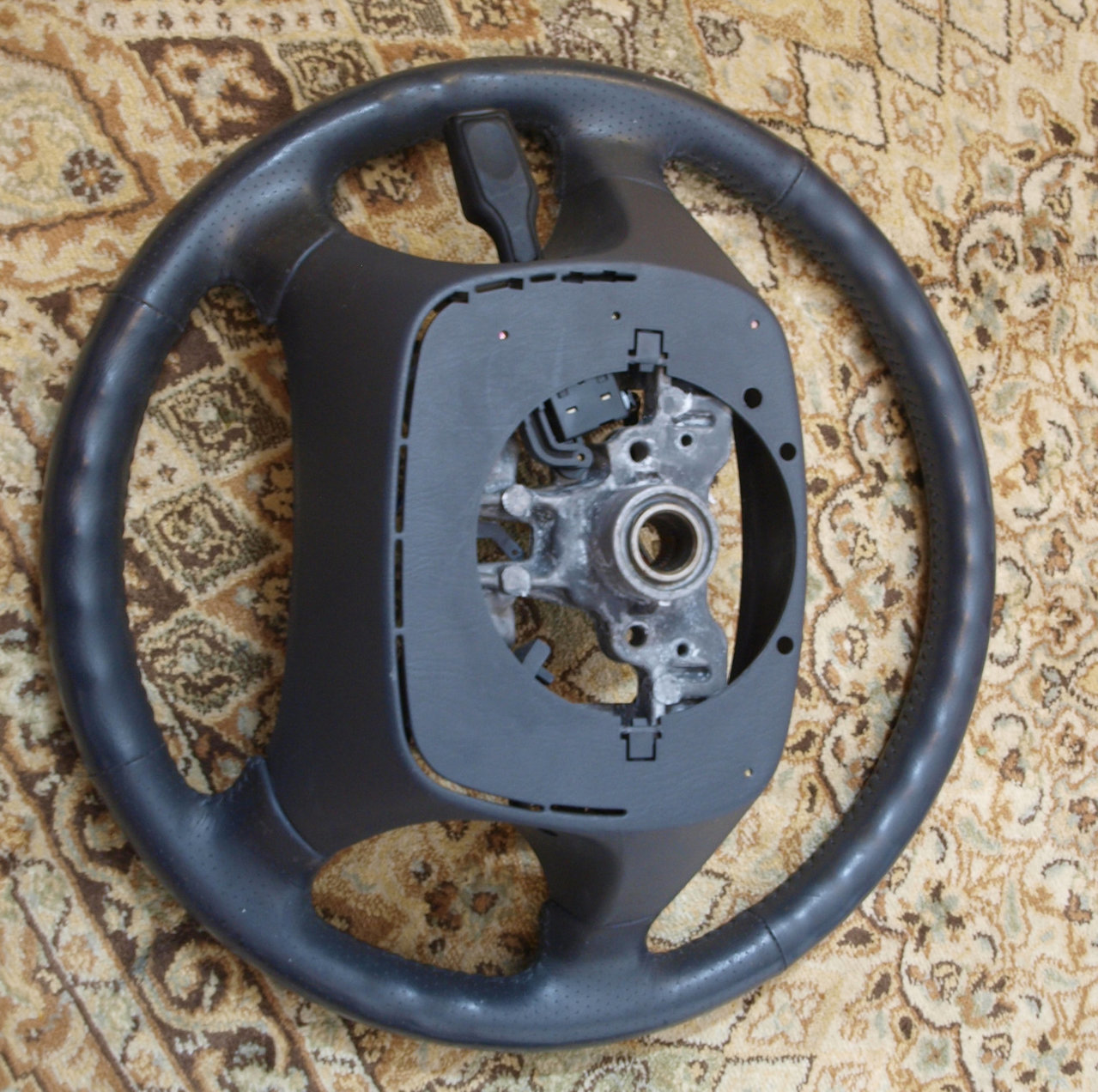 Steering_Wheel_4.jpg