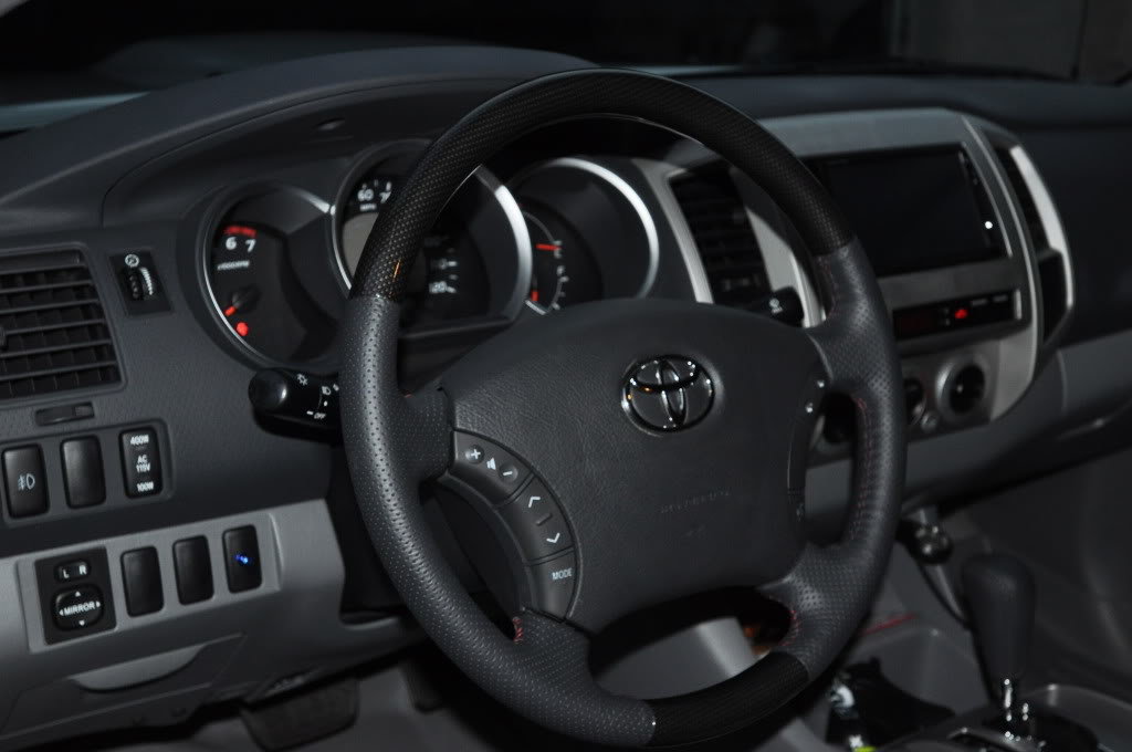 steeringwheel007_008ad5d5b0807c3b4043c0be42346143563bfc2d.jpg
