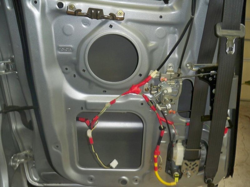 Stereo Install 003.jpg
