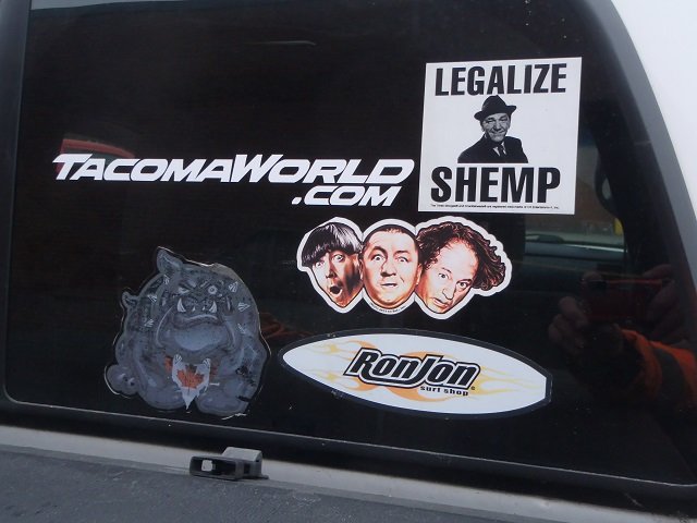 Sticker%202017-3_zpsglzblafj_a8245949f97ee23258629d9cd0a0b4a530dca421.jpg