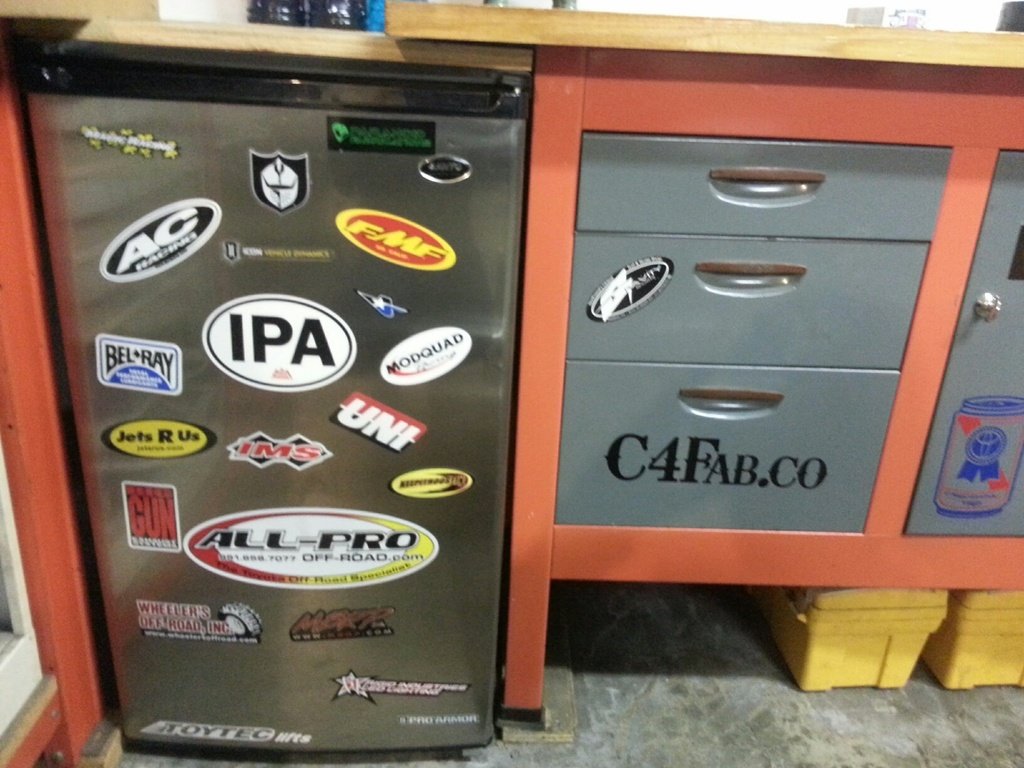 stickers_zpskatsuidu_a2a0cab49b4836c6b1e373c77dda121a7e517f58.jpg