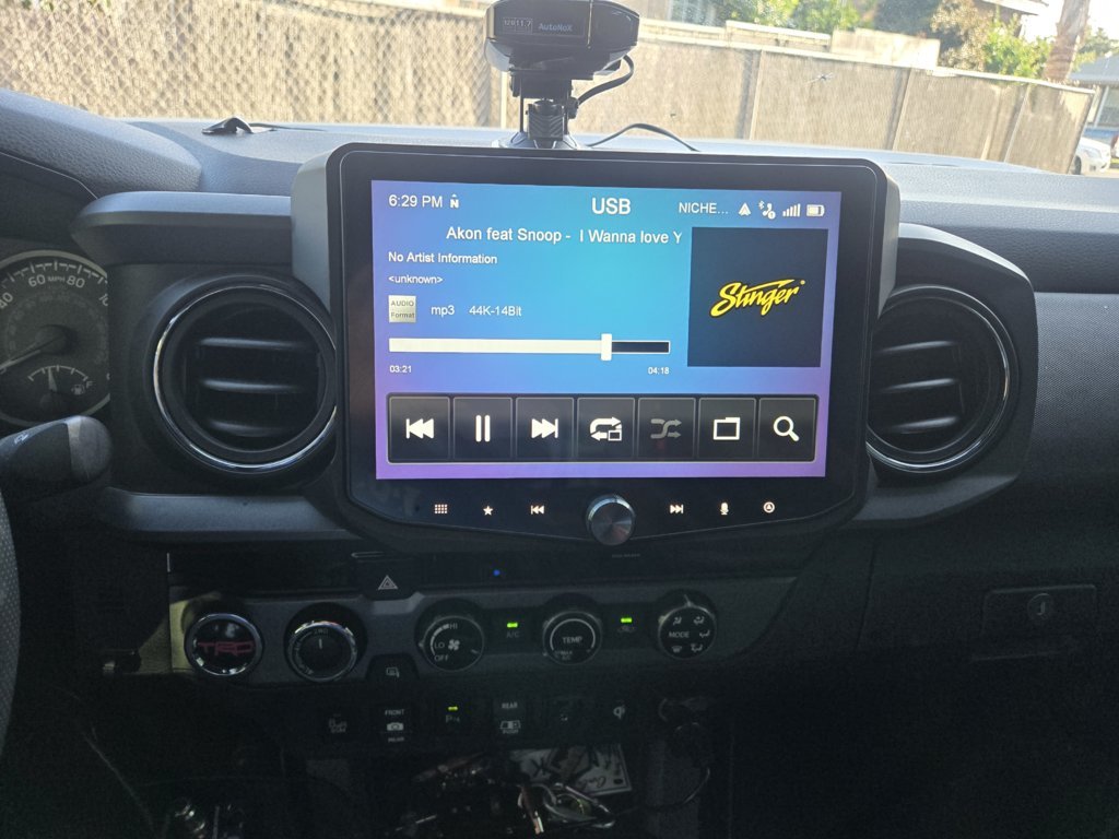 Stinger Radio.jpg