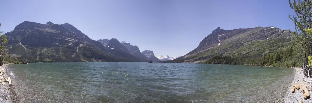 StMaryLakepanorama_zpse31d1304_122f3a8da8e11317e042cca73aef8db021f79d1a.jpg