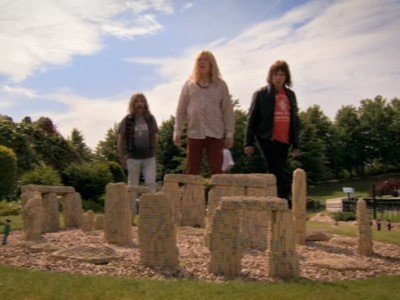 stonehengespinaltap.jpg