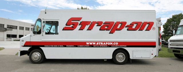Strapon.jpg