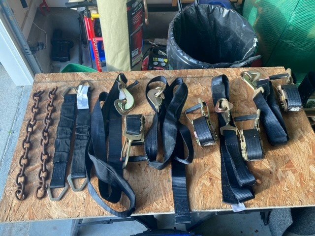 Straps2.jpg