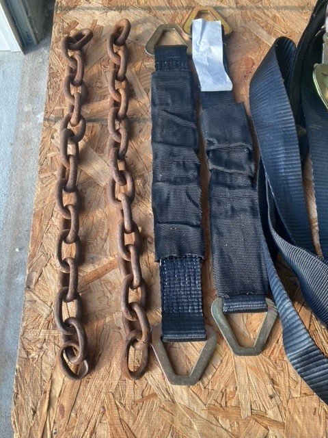Straps3.jpg