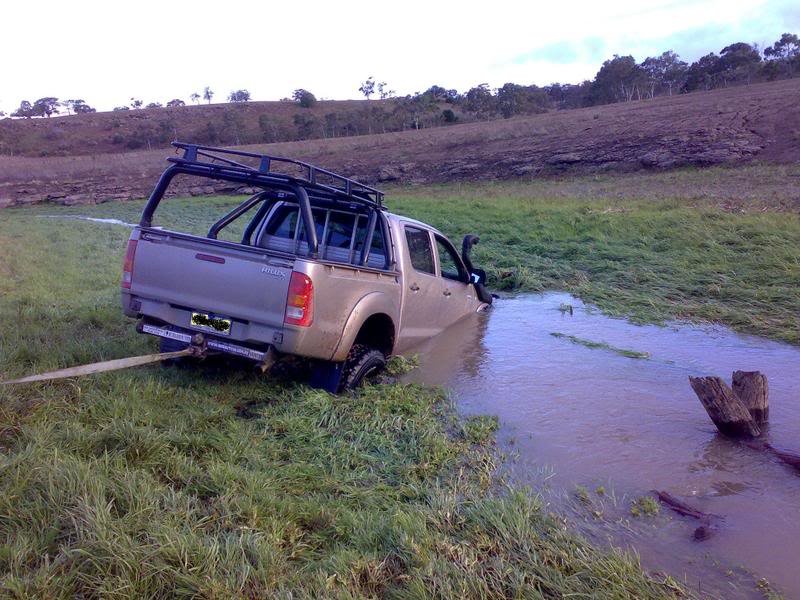 stuck1_81df7888025fdfb9219ac896bab331a9c58fd7a1.jpg