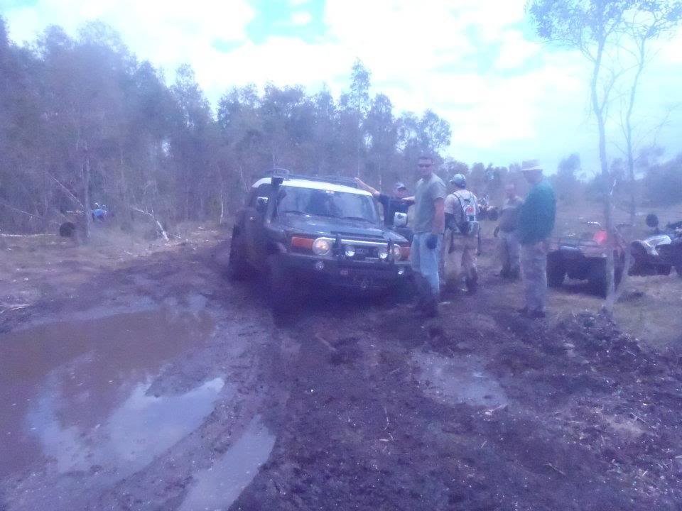 stuck3_59aabcae7938930095f7ec339a9ab04f0aebe5e6.jpg