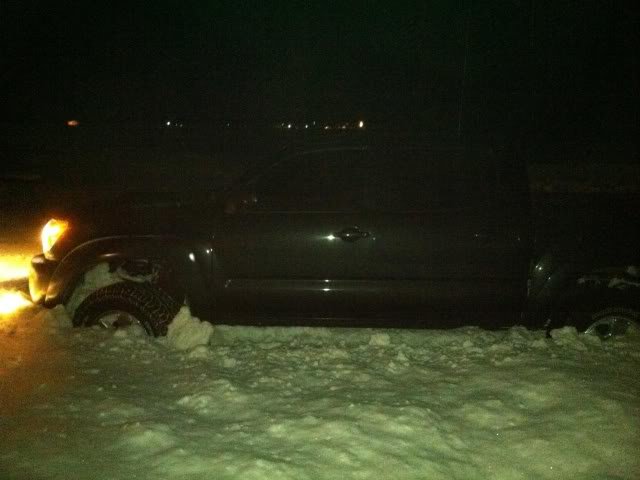 stuck_33f546ab00e228bd60d60cca8755d94b7bb51792.jpg