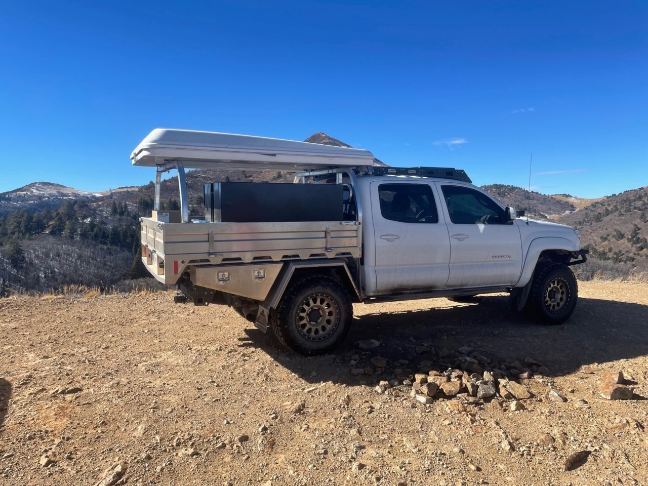 SUMMIT EXPEDITION TRUCKS TACOMA TOYOTA 6FT 72 FLATBED UTE TRAY 2.jpg